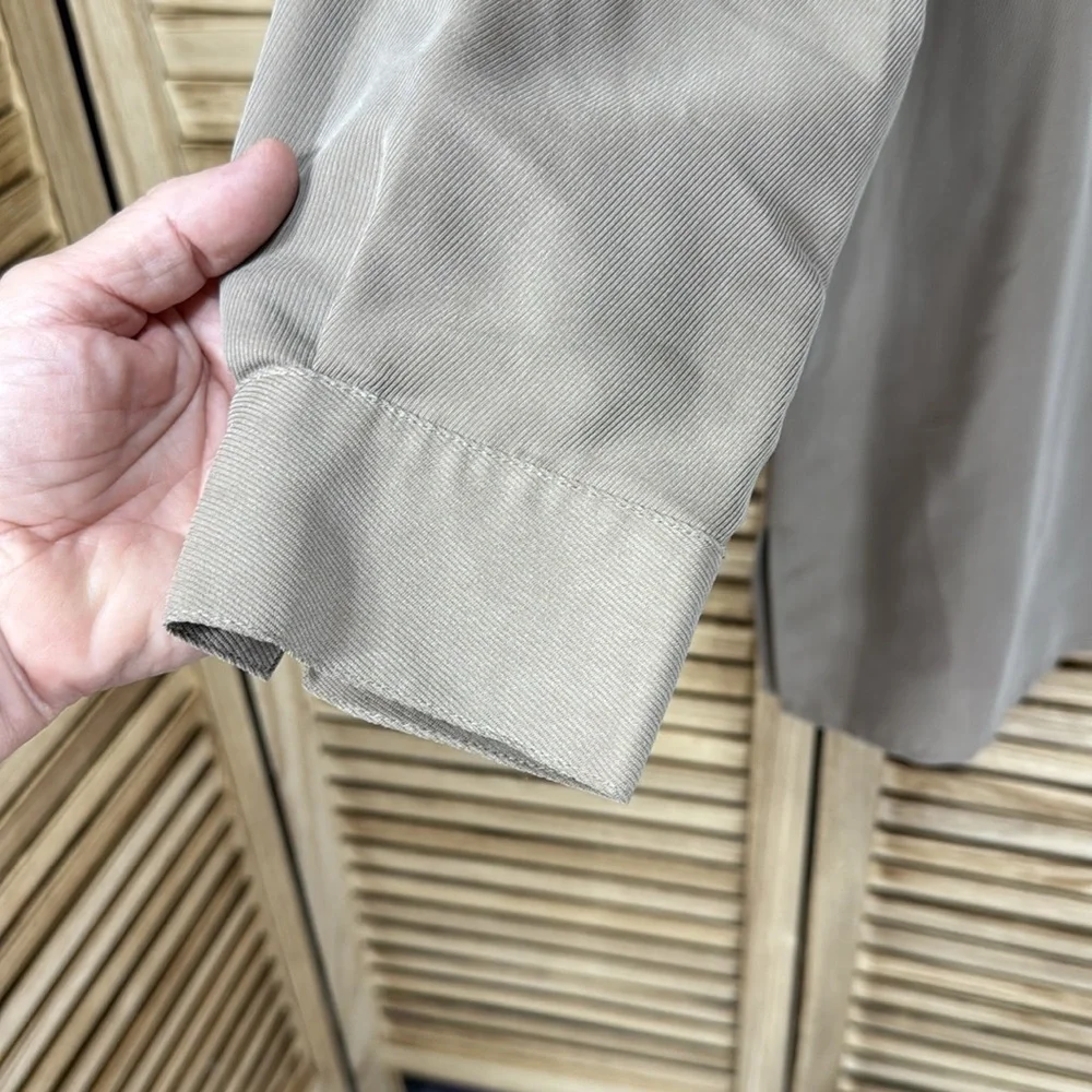 Liz Claiborne Shirt Men's Taupe Button-Down Long Sleeve XL - Picture 2 of 10